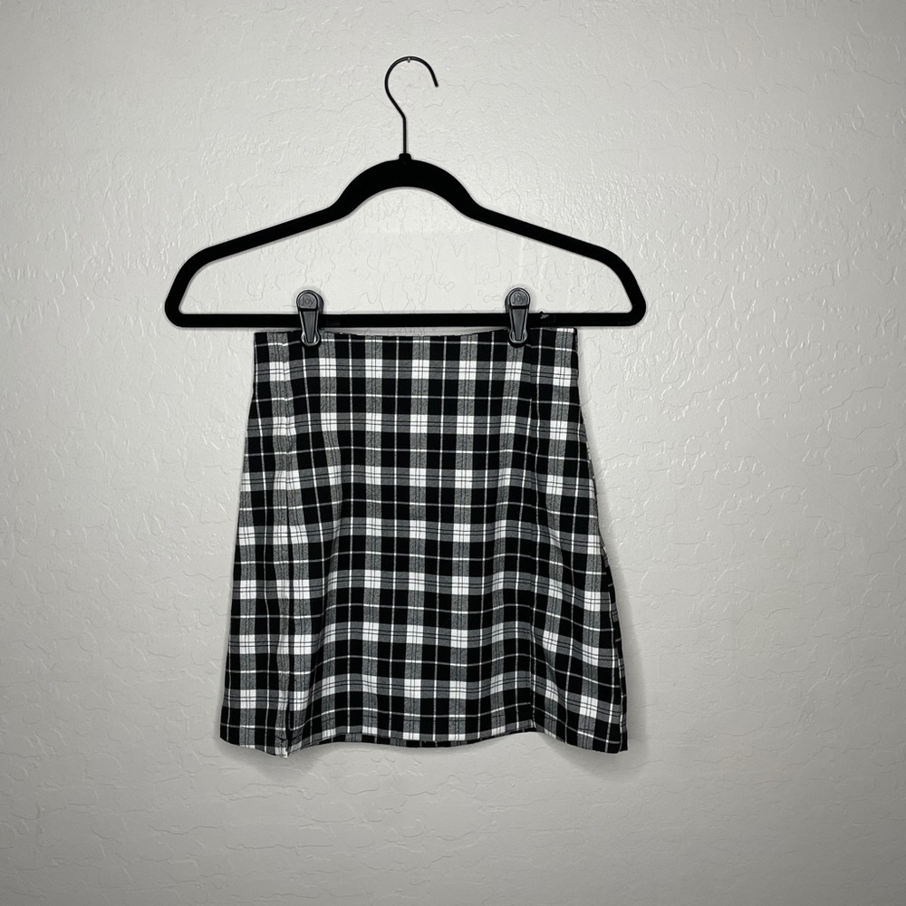 Brandy Melville plaid Skirt